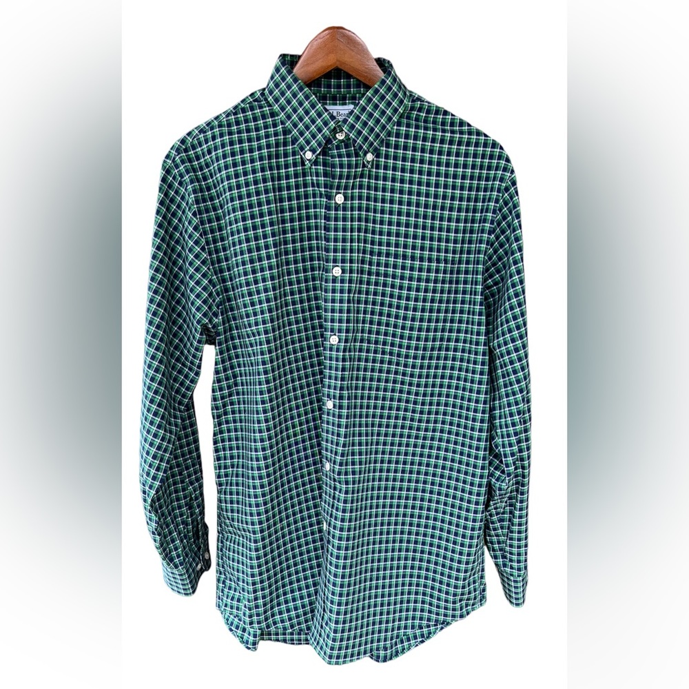 L.L. Bean Men’s 100% Cotton Button Down Shirt Green Navy Traditional Fit Medium